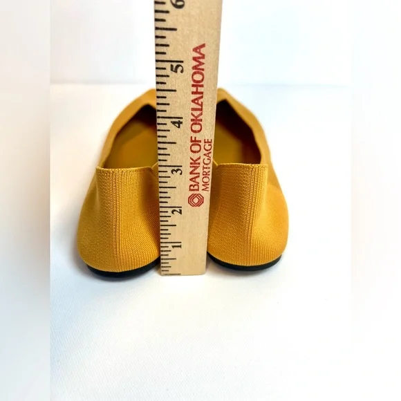 NWT • Women’s MIA “Kerri” Pointed Toe Flats • Size 6.5M • Color: Mustard Yellow - Picture 9 of 13